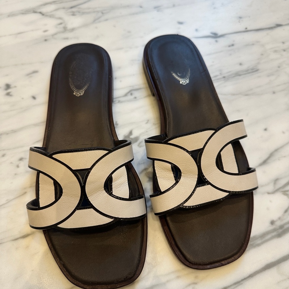Tod's Black and Cream Women's Sandals